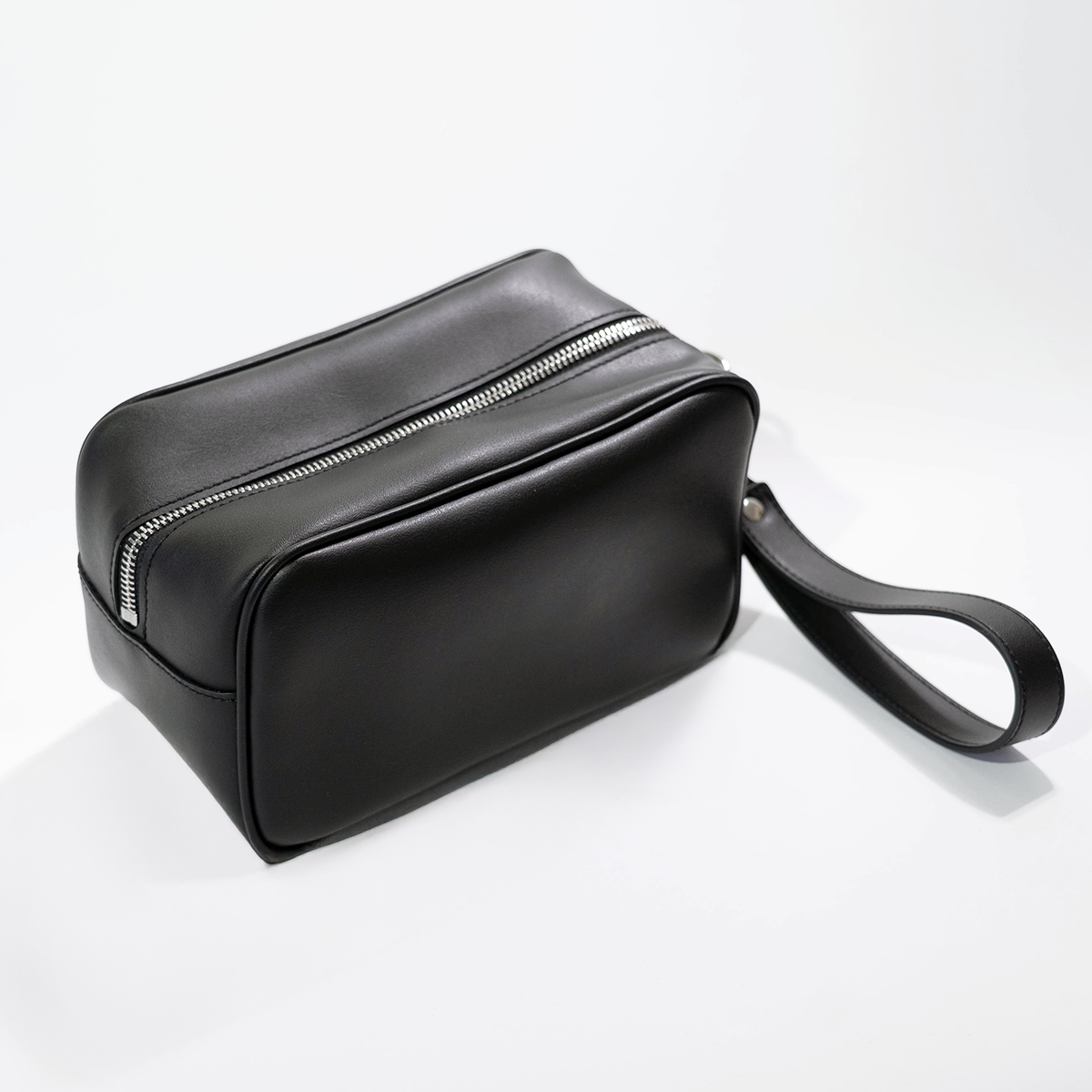 Berlo Cactus Leather Toiletry Bag