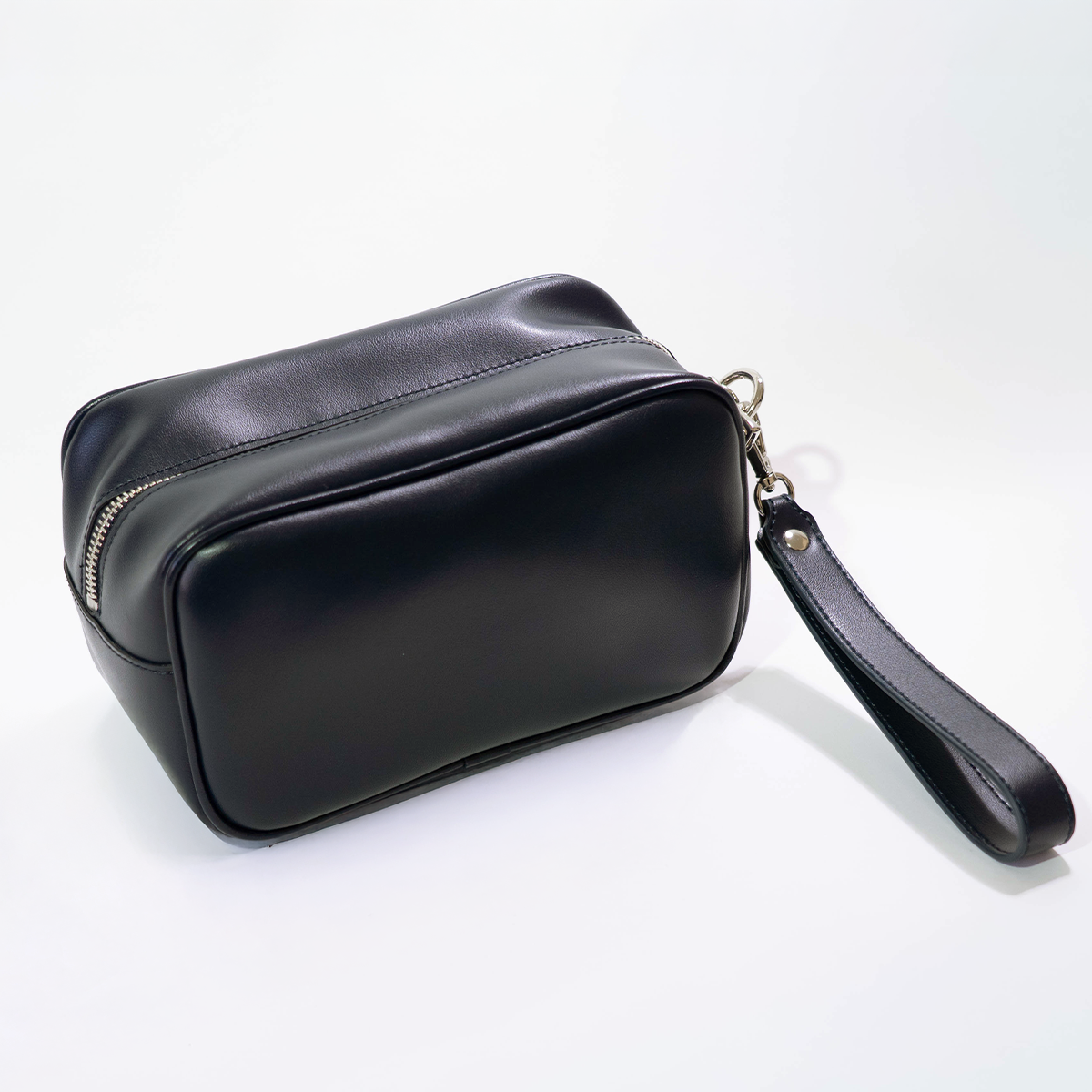 Berlo Cactus Leather Toiletry Bag