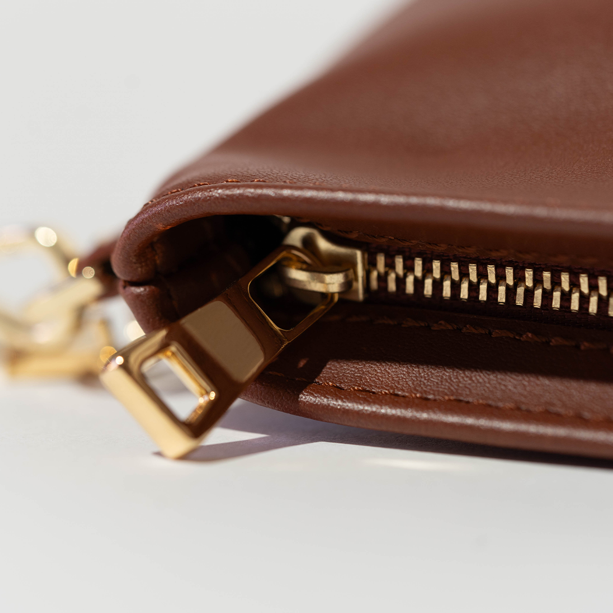 Berlo Cactus Leather Pouch Bag Large