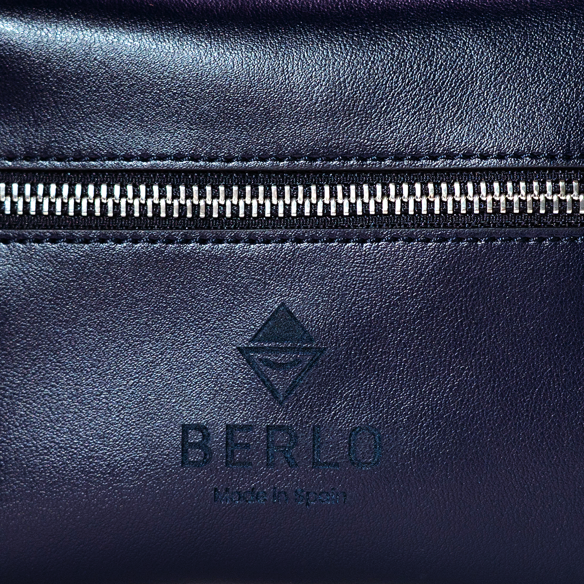 Berlo Cactus Leather Toiletry Bag