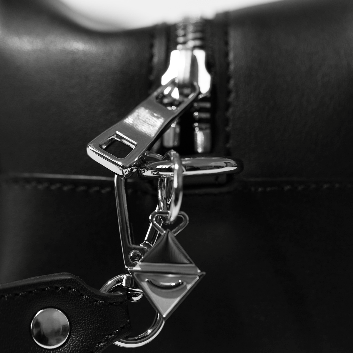 Berlo Cactus Leather Toiletry Bag