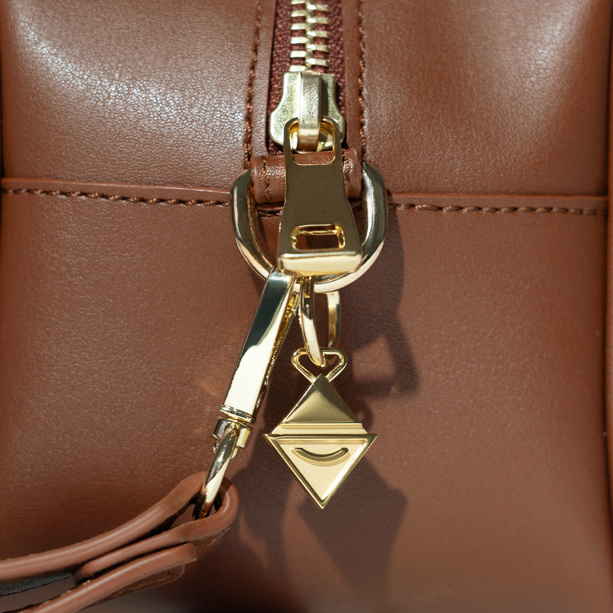 Berlo Cactus Leather Toiletry Bag Large