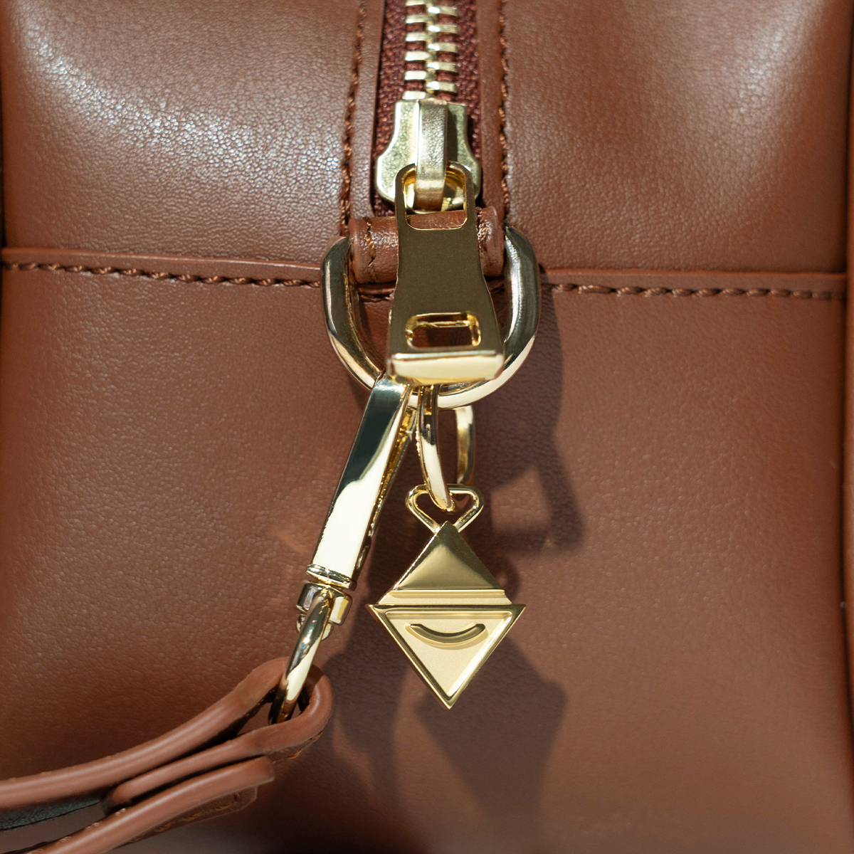 Berlo Cactus Leather Toiletry Bag