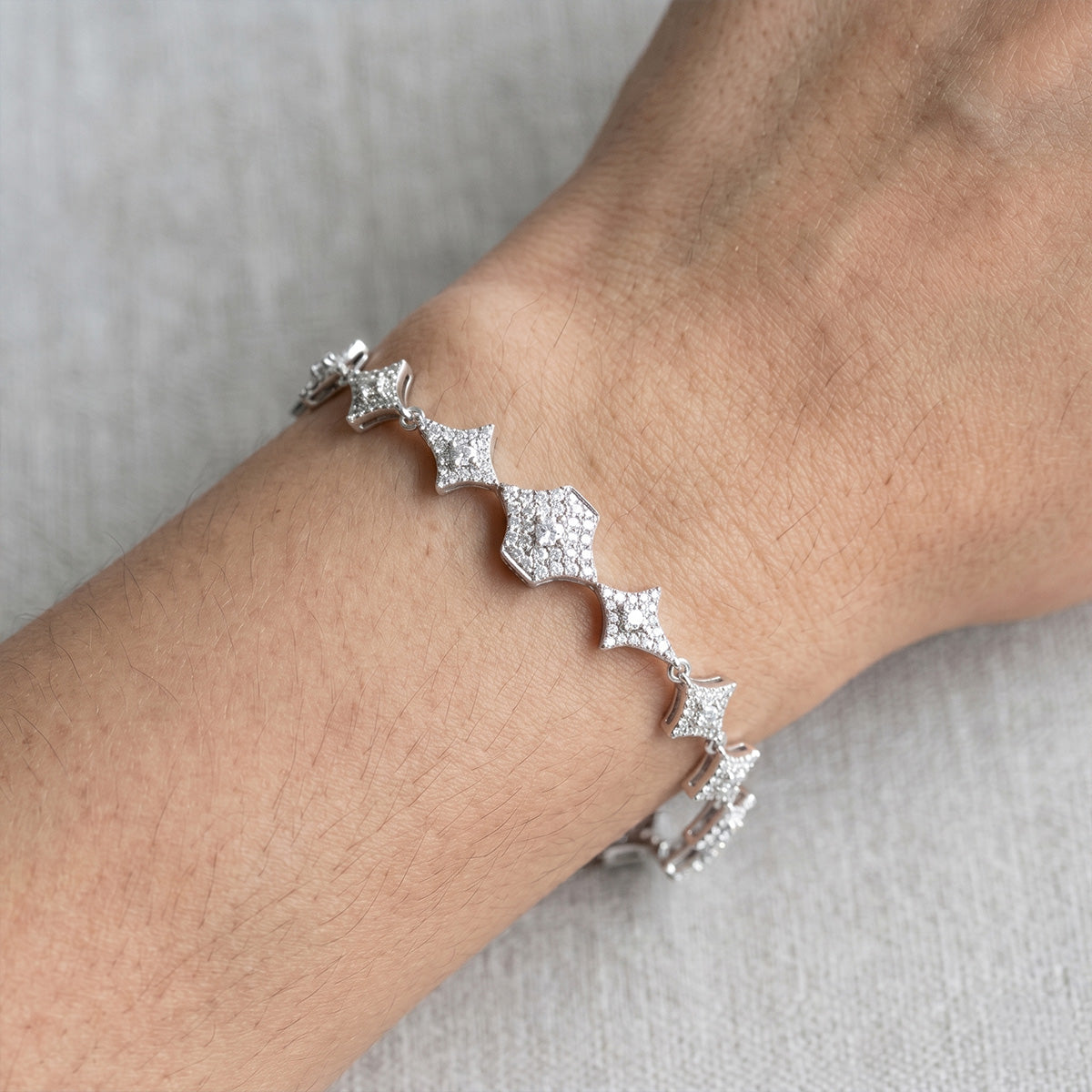 Berlo Heritage — 925 Silver Rhodium Star Link Bracelet