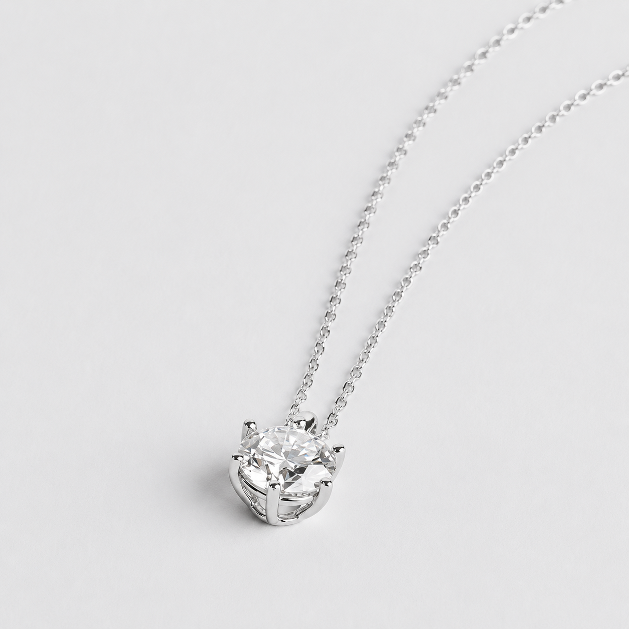 Berlo Heritage — 925 Silver Rhodium Moissanite Halo Necklace