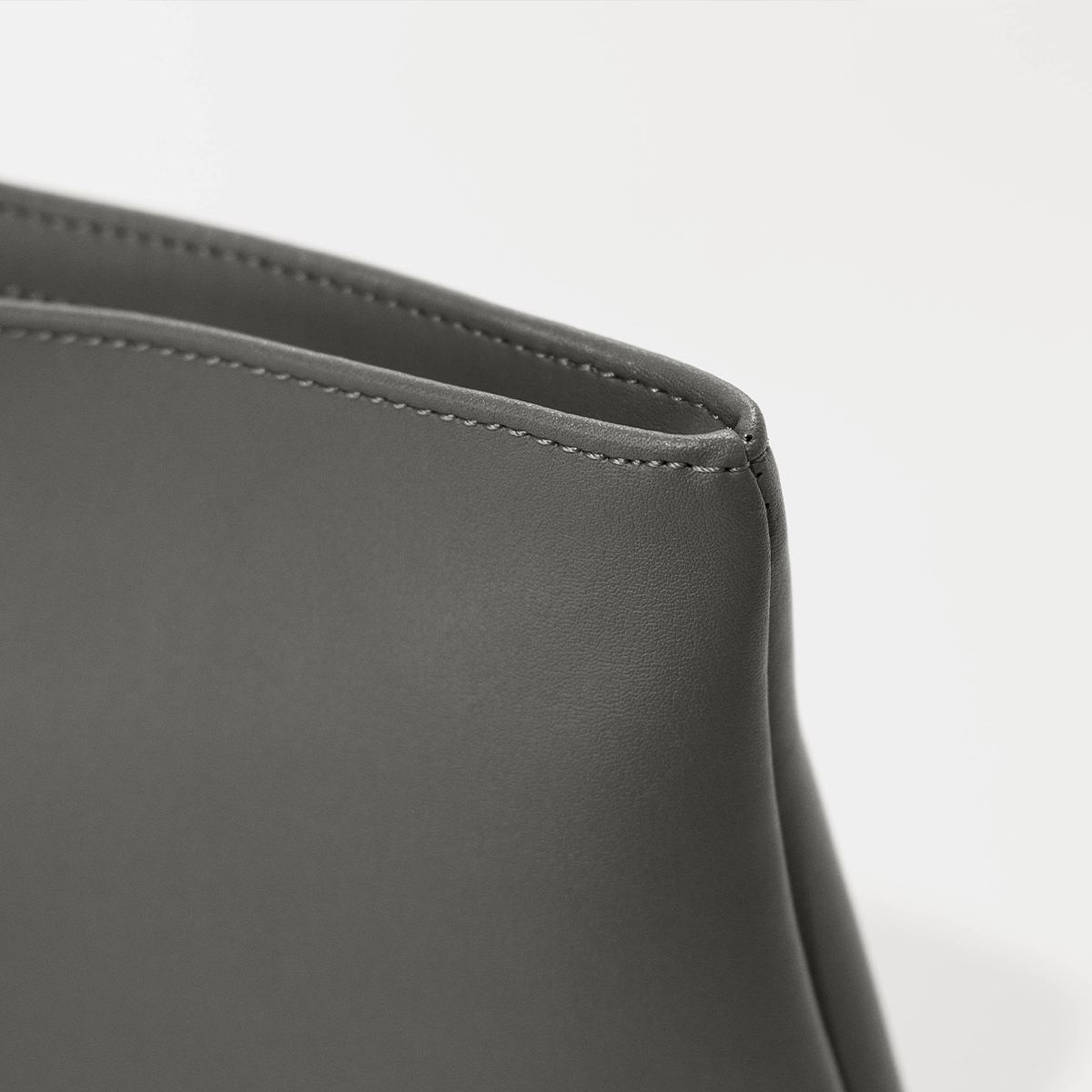 Berlo Cactus Leather Cosmetics Bag Large