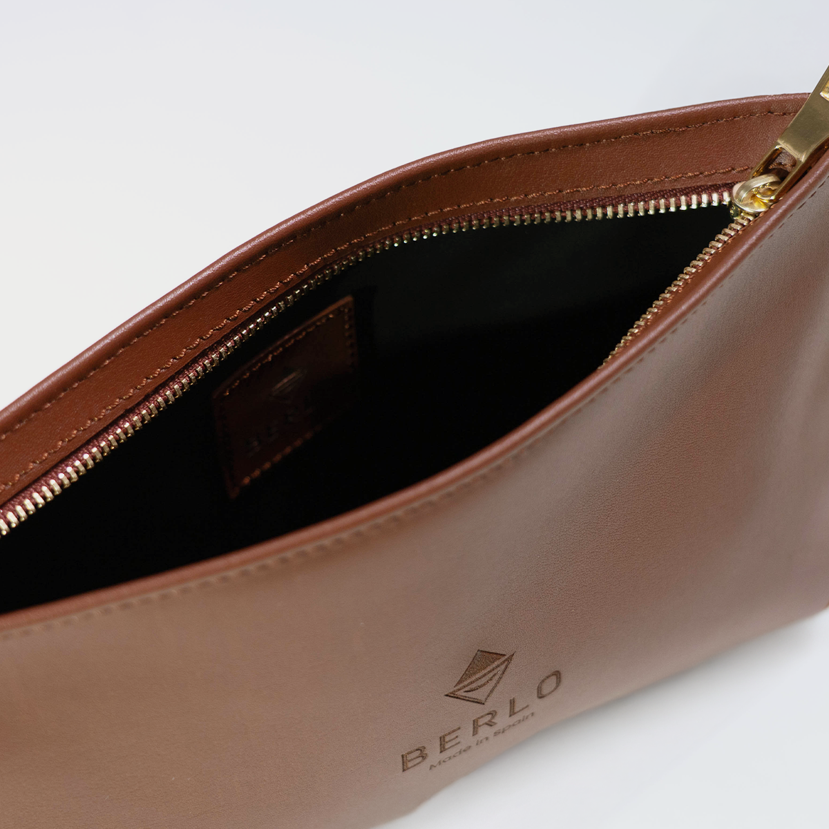 Berlo Cactus Leather Cosmetics Bag Large