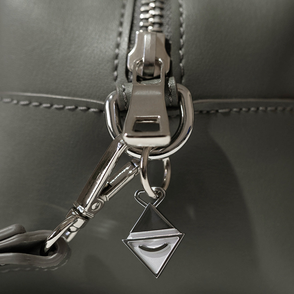 Berlo Cactus Leather Toiletry Bag Large