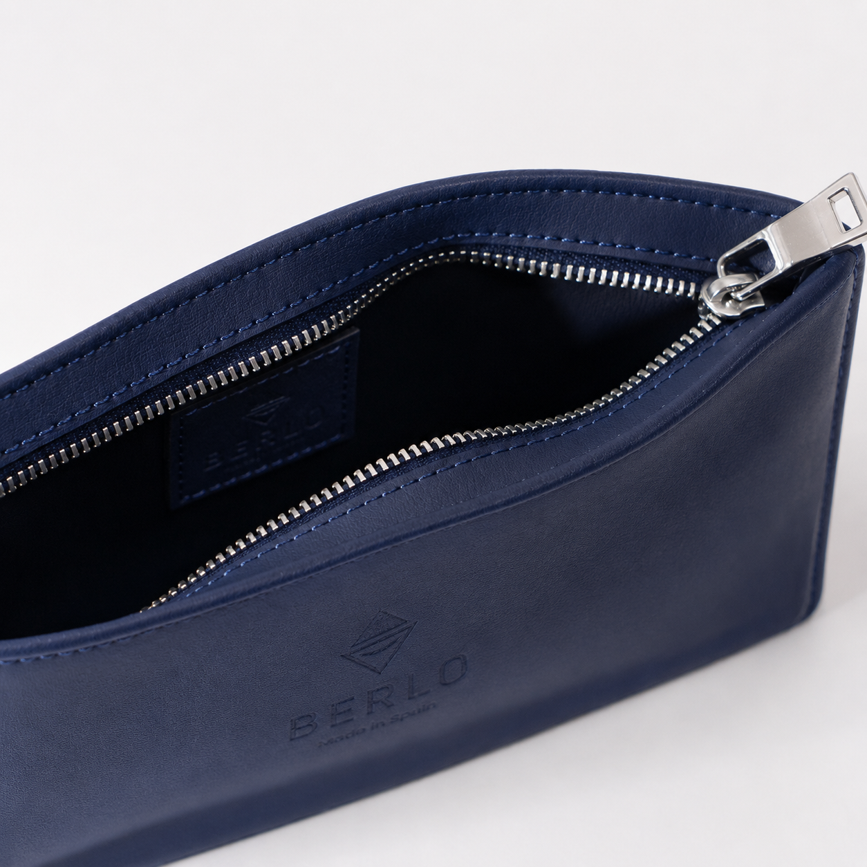 Berlo Cactus Leather Pouch Bag Large